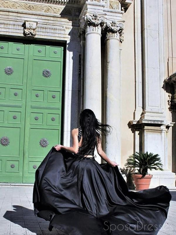 Une robe de soirée, 12350.